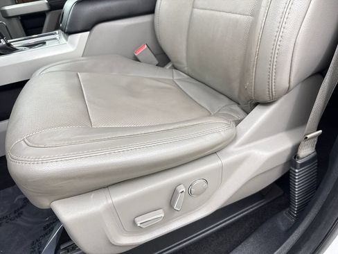 Used 2017 Ford F150 Lariat AWD/4WD image 33