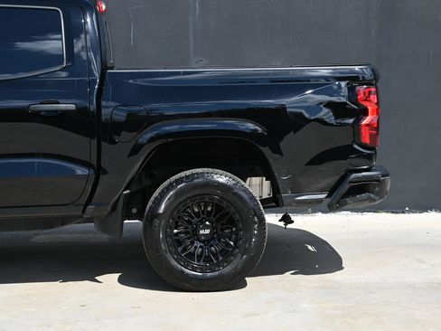 Used 2024 Chevrolet Colorado W/T w/ Safety Package image 9