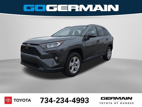 Used 2021 Toyota RAV4 XLE image 1
