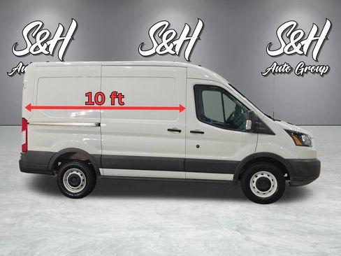 Used 2018 Ford Transit 250 130 Medium Roof RWD image 24