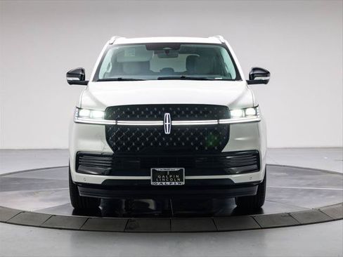 New 2026 Lincoln Navigator L Black Label AWD/4WD image 6