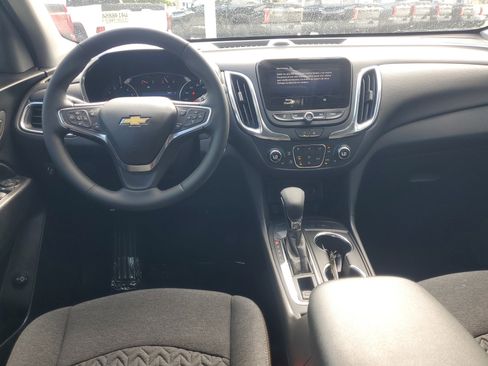 Used 2024 Chevrolet Equinox LT FWD image 11