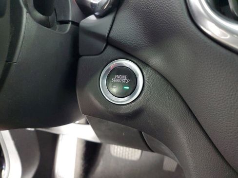 Used 2020 Chevrolet Equinox LT image 20