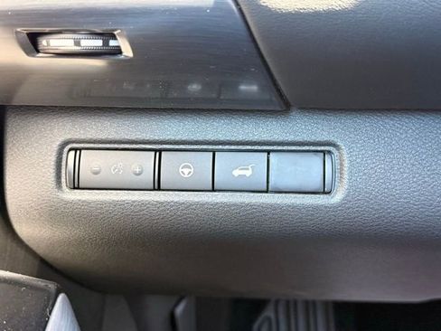 New 2026 Nissan Pathfinder SL image 33