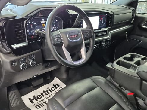 Used 2025 GMC Sierra 1500 SLT AWD/4WD image 12