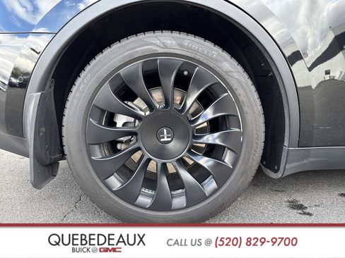 Used 2021 Tesla Model Y Long Range image 22