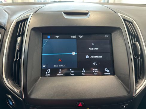 Used 2019 Ford Edge Titanium w/ Cold Weather Package AWD/4WD image 18