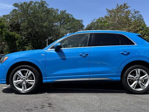 Used 2022 Audi Q3 2.0T Premium w/ Convenience Package image 28