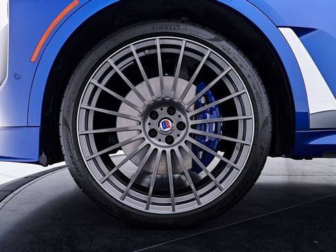 Used 2025 BMW ALPINA XB7 AWD/4WD image 3