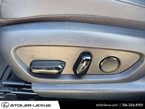 Used 2024 Lexus ES 350 w/ Premium Package FWD image 23