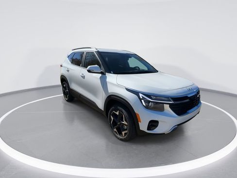 New 2026 Kia Seltos EX image 2