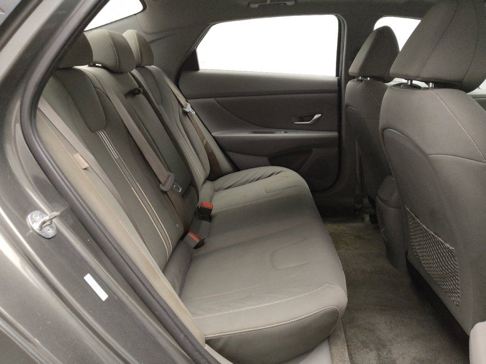 Used 2024 Hyundai Elantra SEL w/ Convenience Package FWD image 19