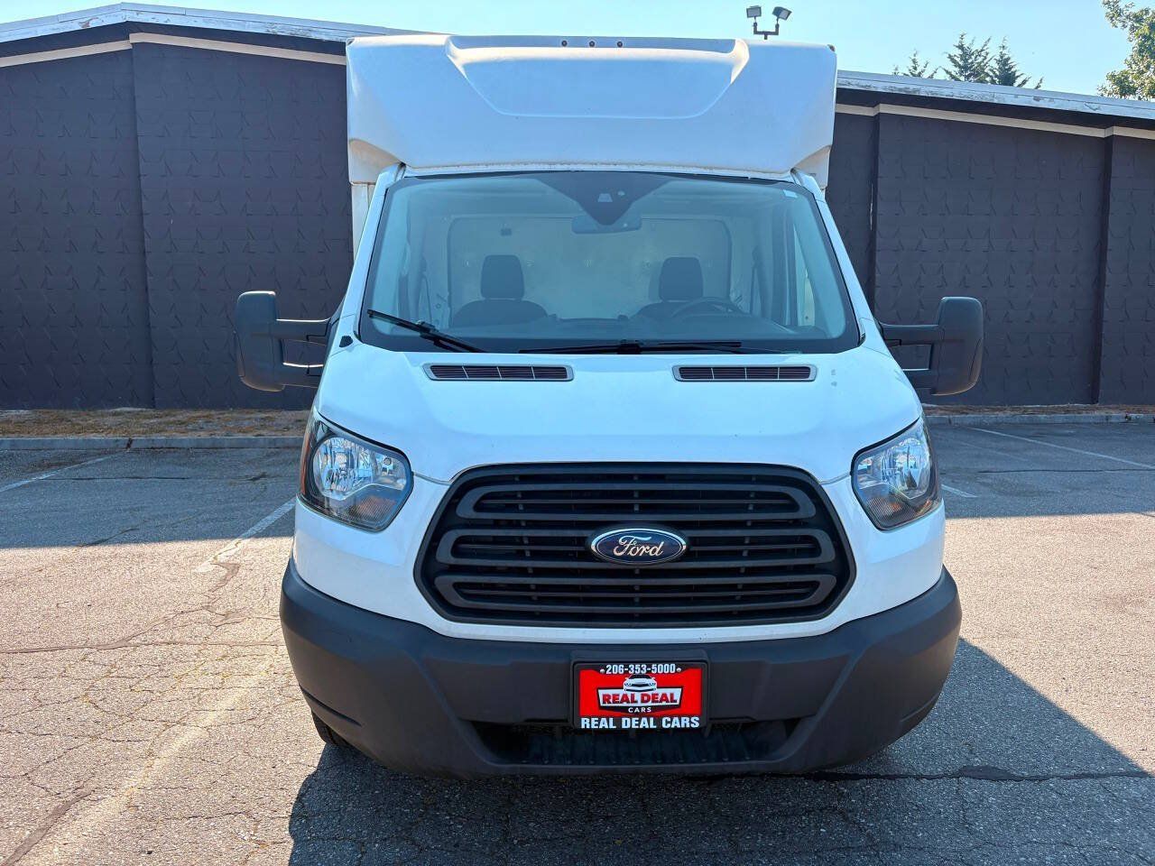 Used 2019 Ford Transit 350 138 DRW RWD image 2