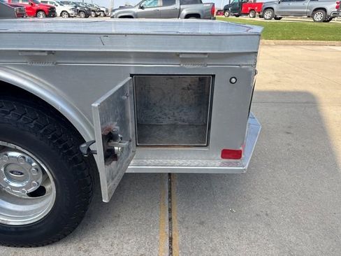 Used 2005 Ford F350 XL AWD/4WD image 14