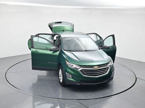 Used 2018 Chevrolet Equinox LS image 47