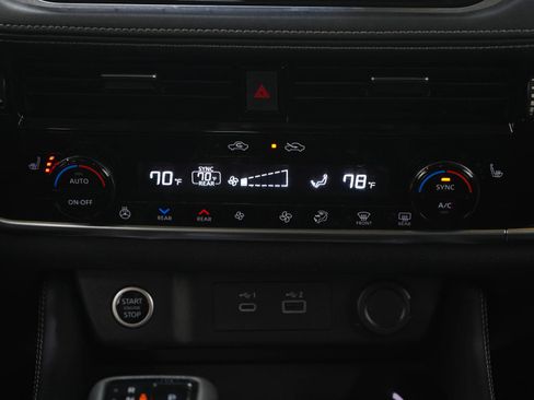 Used 2023 Nissan Rogue Platinum image 20