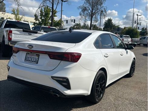 Used 2021 Kia Forte LXS image 8