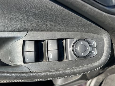 Used 2020 Buick Encore GX Preferred FWD image 11