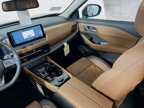 New 2026 Nissan Rogue Platinum image 22