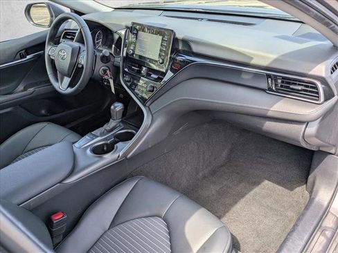 Used 2024 Toyota Camry SE FWD image 19