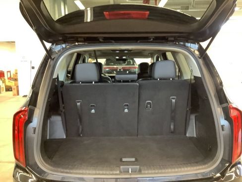 Certified 2023 Kia Telluride S w/ S Sunroof Package AWD/4WD image 16