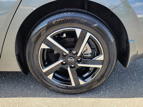 Certified 2024 Nissan Sentra SV image 8