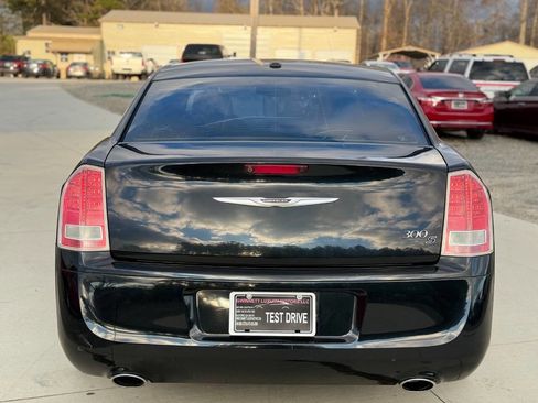 Used 2013 Chrysler 300 S image 8