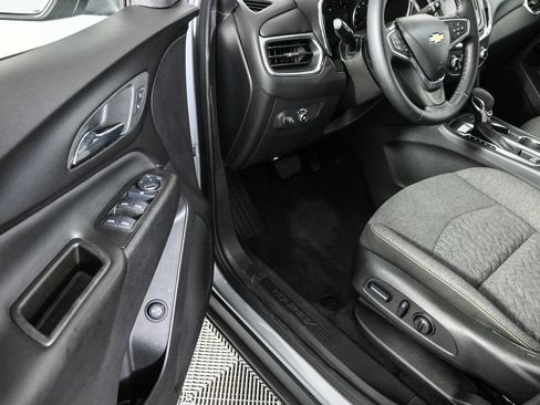 Used 2024 Chevrolet Equinox LT image 7