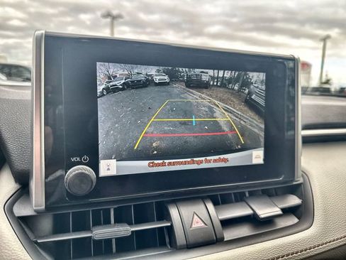 Used 2024 Toyota RAV4 XLE image 26