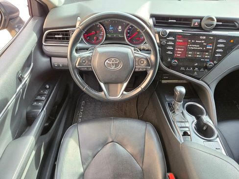 Used 2020 Toyota Camry XSE image 8