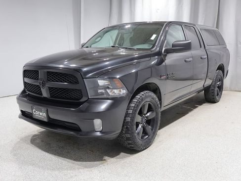 Used 2016 RAM 1500 Express w/ Black Ram 1500 Express Group AWD/4WD image 6