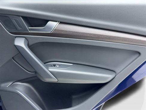 Used 2022 Audi Q5 2.0T Premium w/ Convenience Package image 53