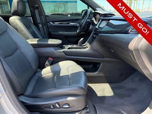 Certified 2024 Cadillac XT6 Premium Luxury w/ LPO, Floor Liner Package AWD/4WD image 13