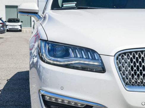 Used 2019 Lincoln MKZ Reserve FWD image 4