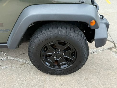 Used 2015 Jeep Wrangler Unlimited Sport image 42
