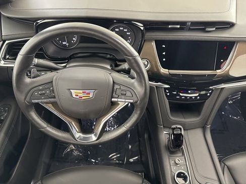 Used 2024 Cadillac XT6 Sport w/ Platinum Package AWD/4WD image 22