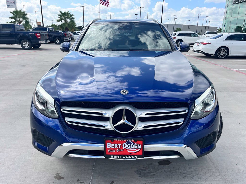 Used 2019 Mercedes-Benz GLC 300 4MATIC image 2