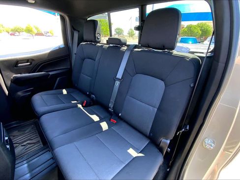 Used 2024 Chevrolet Colorado Trail Boss w/ Technology Package AWD/4WD image 21