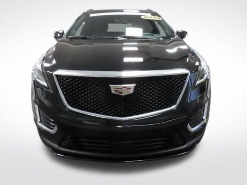 Certified 2023 Cadillac XT5 Sportv w/ Technology Package image 9