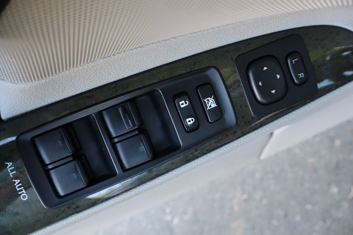 Used 2011 Lexus IS 250 w/ Premium Pkg Value Edition RWD image 27