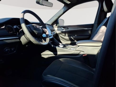 New 2026 Jeep Grand Cherokee Altitude image 8