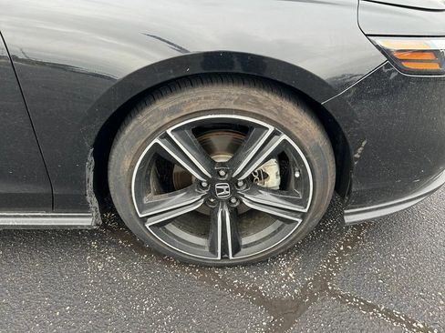 Used 2024 Honda Accord Sport image 2