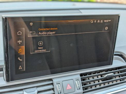 Used 2025 Audi Q5 e Premium image 30