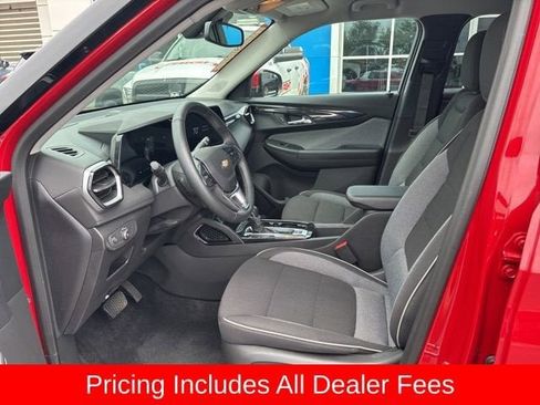 New 2026 Chevrolet TrailBlazer LT w/ Convenience Package AWD/4WD image 2