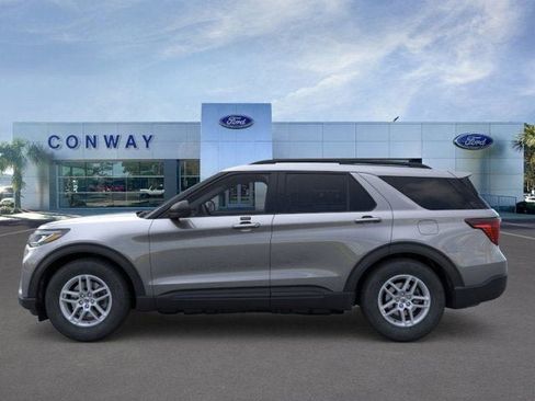 New 2026 Ford Explorer Active w/ Active Comfort Package image 3