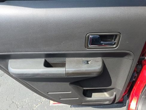 Used 2010 Ford Edge SEL AWD/4WD image 18