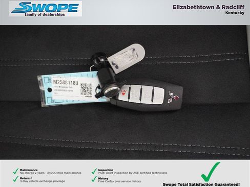 New 2025 Mitsubishi Outlander SE image 36