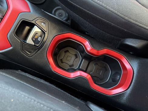 Used 2015 Jeep Renegade Trailhawk w/ Popular Equipment Group image 30