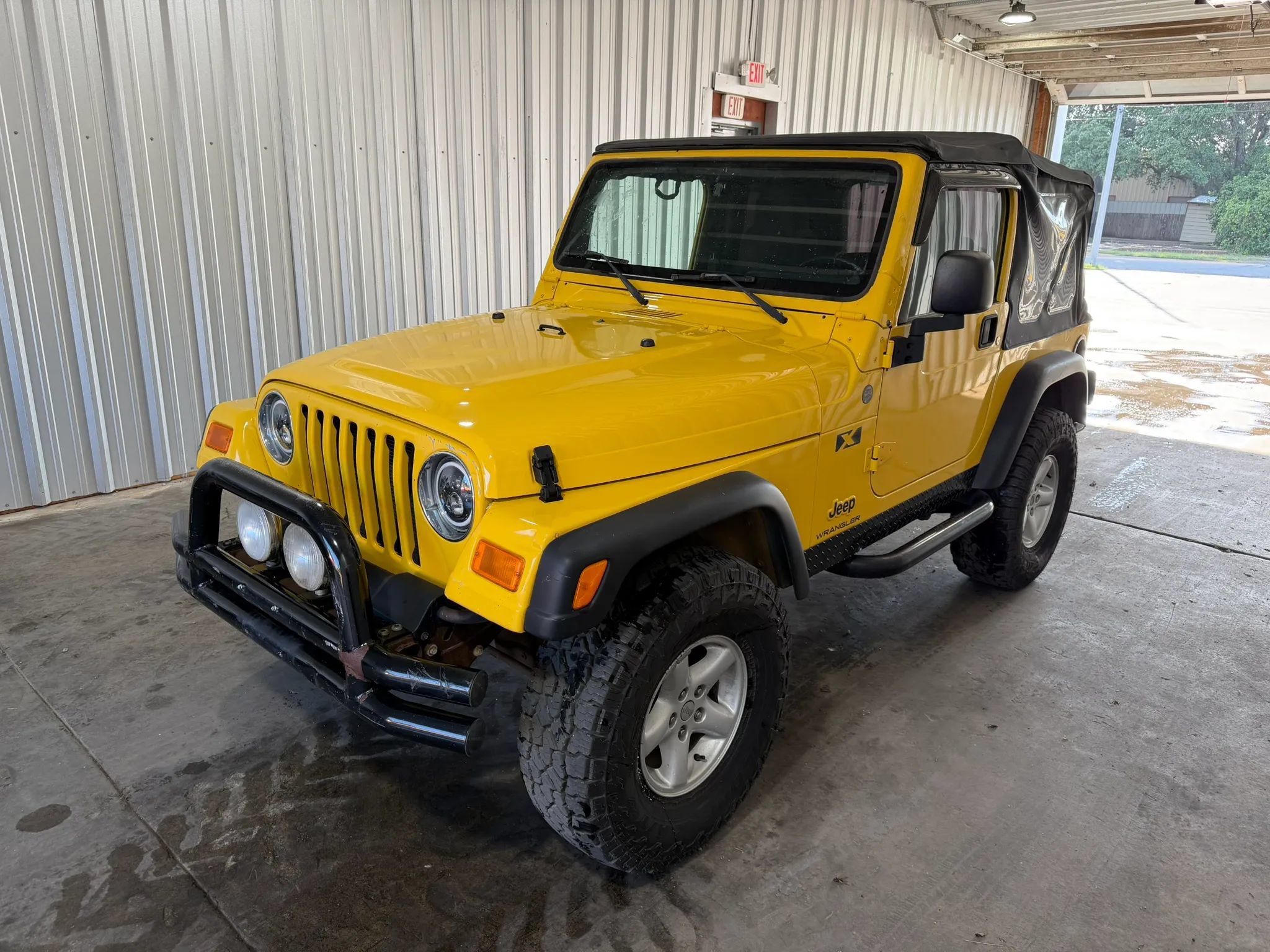 Used 2004 Jeep Wrangler X w/ Wheel Plus Group AWD/4WD image 1