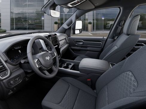 New 2026 RAM 1500 4x4 Crew Cab image 22